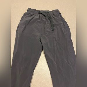 Outdoor Voices women hiking pants size small